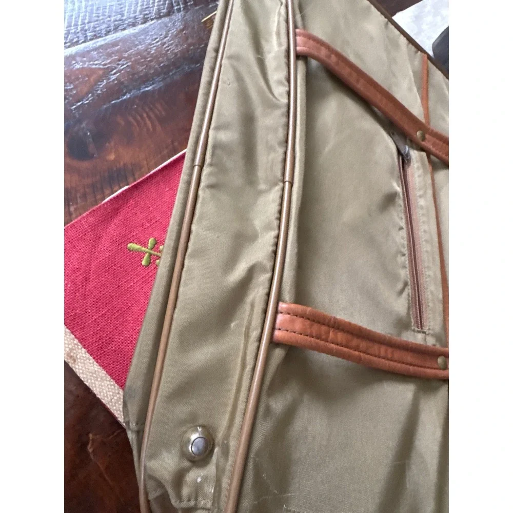 Hartmann Luggage Carry On/Computer/Briefcase Tan Nylon W/ Leather Handles Travel